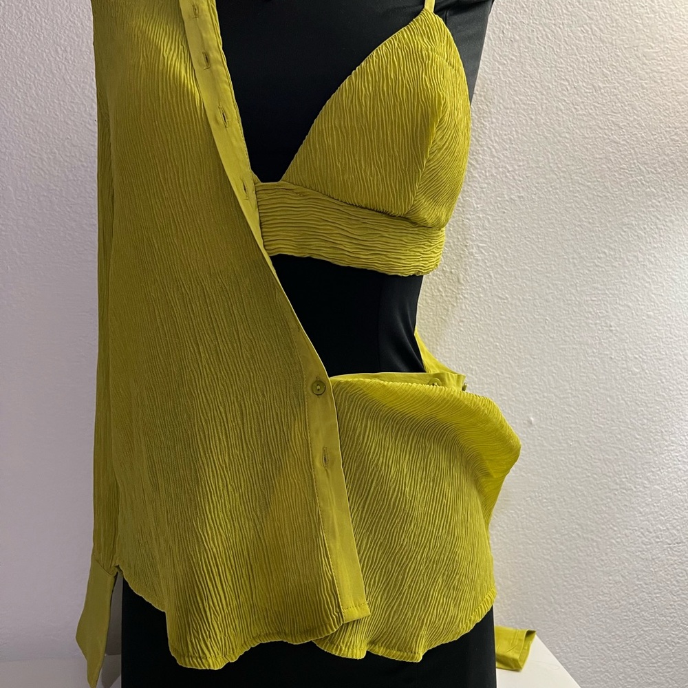 On Sale 🔴 Long sleeve top with bra set